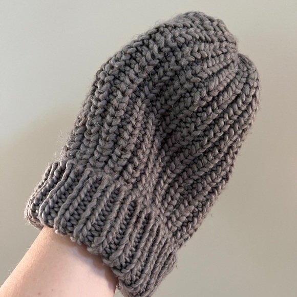 Phase 3 chunky knit beanie - Picture 5 of 6